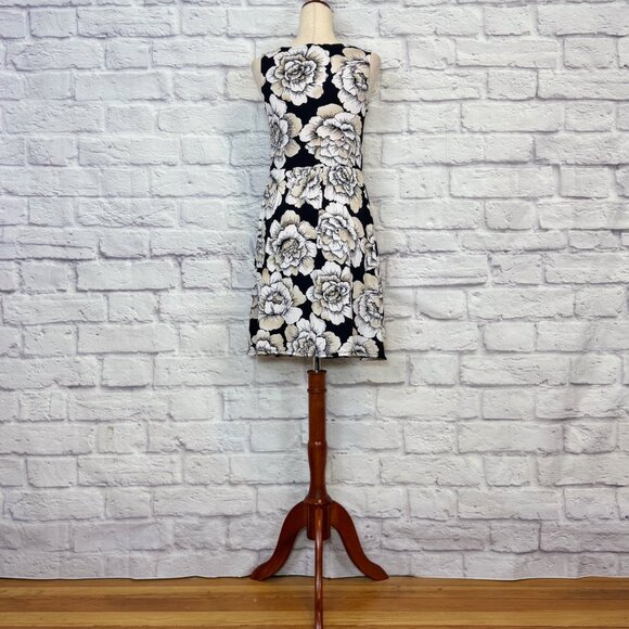 Carla Mink Black Floral Knee-Length Dress - Picture 2 of 6